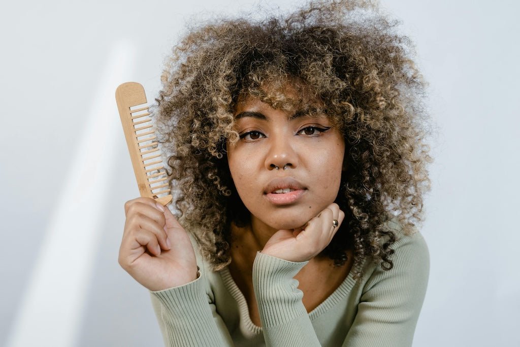 Ultimate Guide to Detangling Natural Hair: Say Goodbye to Knots! - Hella Curls