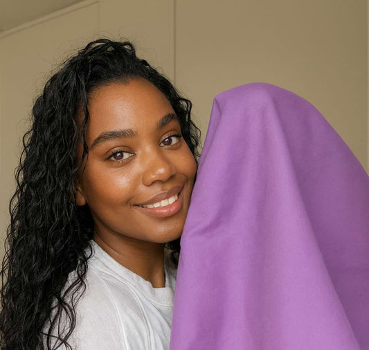 How Microfiber Towels Protect & Boost Curly/Coily Hair