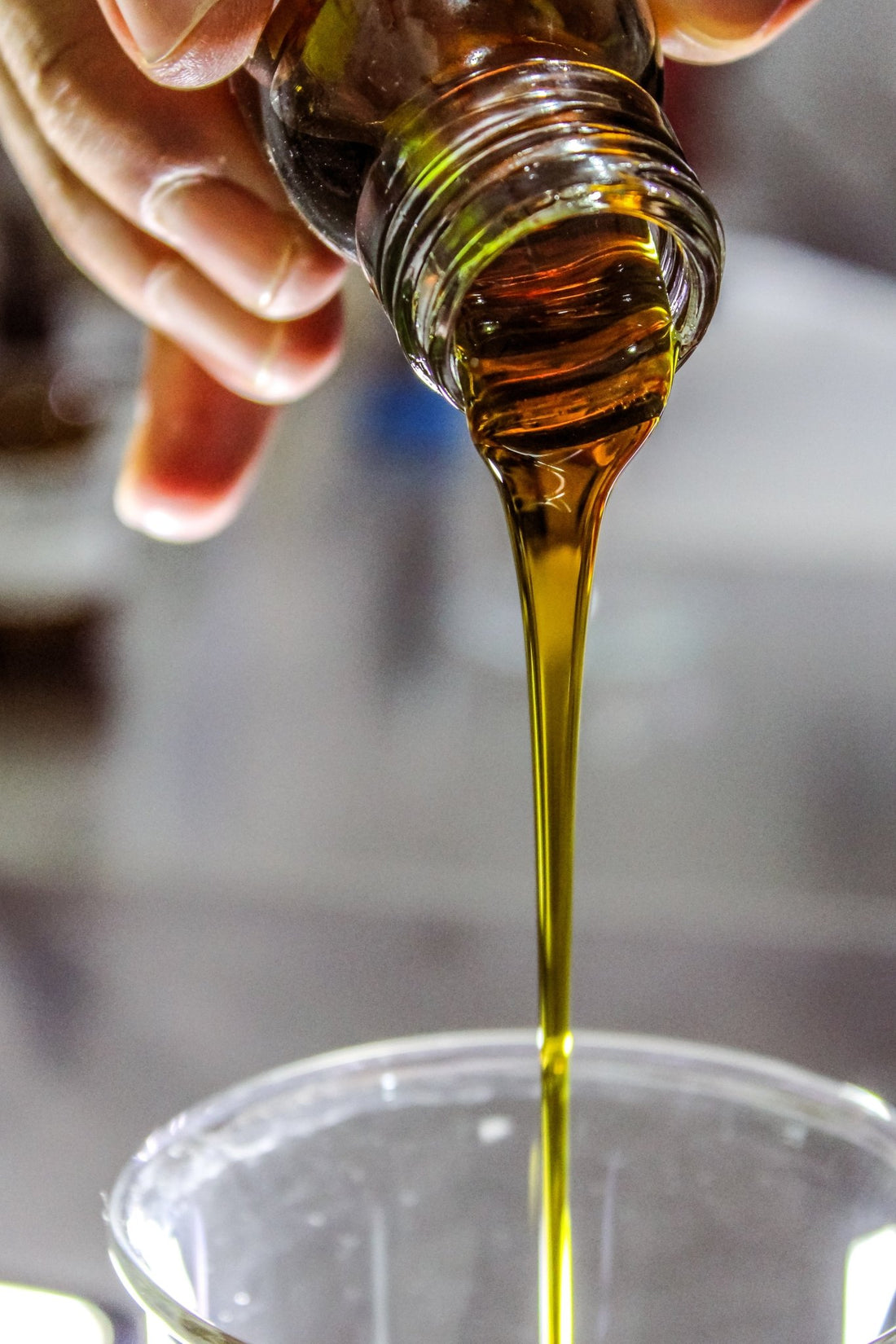 From Thin to Thick: The Best Hair Oils for Promoting Healthy Growth - Hella Curls